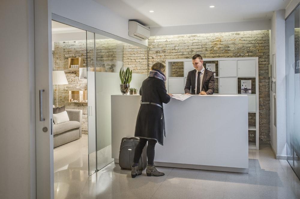 Eric Voekel Boutique Apartments - Bcn Suites Barcelona Exterior foto